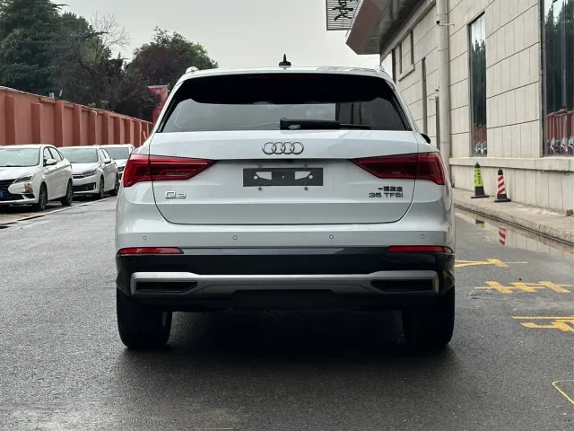 Audi Q3 — Фото автомобиля 5