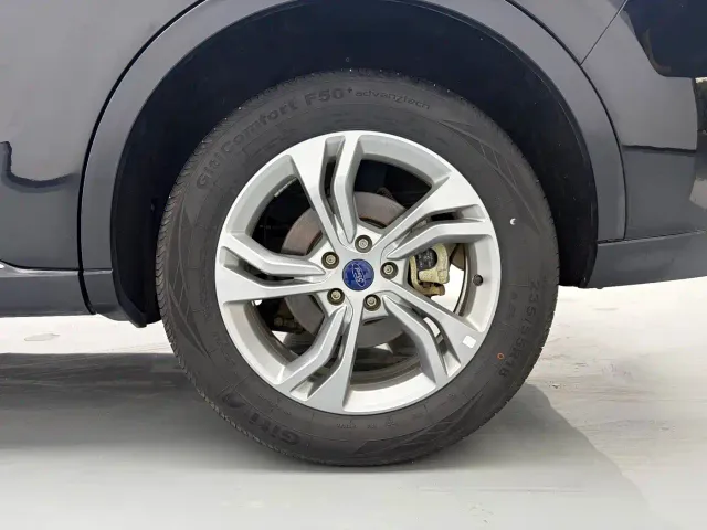 Ford Lingrui — Фото автомобиля 9