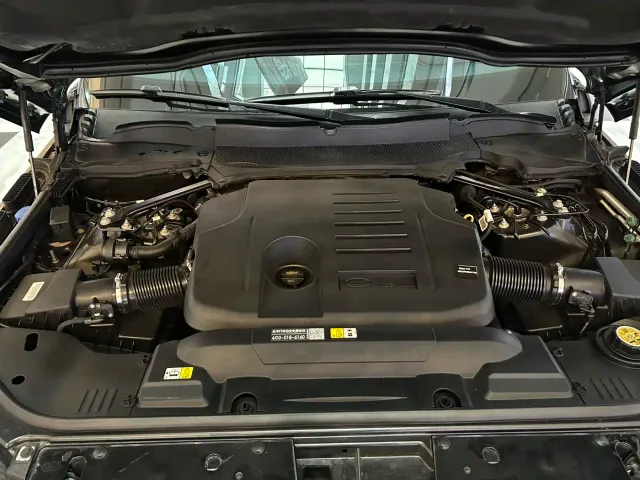 Land Rover Range Rover — Фото автомобиля 21