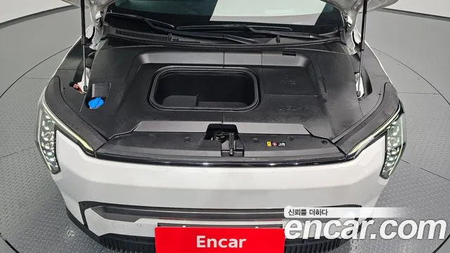 Kia EV3 — Фото автомобиля 5