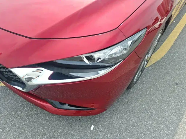 Mazda Axela — Фото автомобиля 23