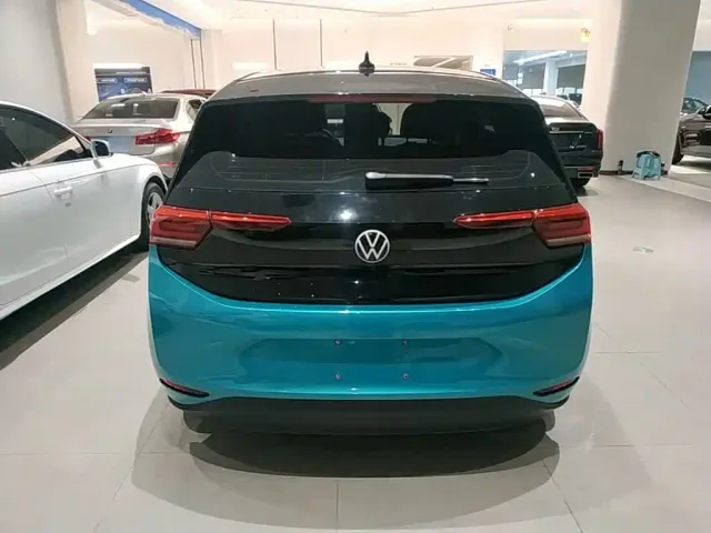 Volkswagen ID.3 — Фото автомобиля 5