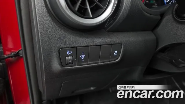 Hyundai Kona Новый Kona Бензин 2.0 2WD — Фото автомобиля 15