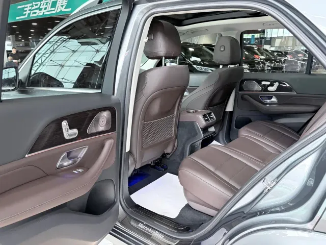 Mercedes-Benz GLE-Class — Фото автомобиля 10