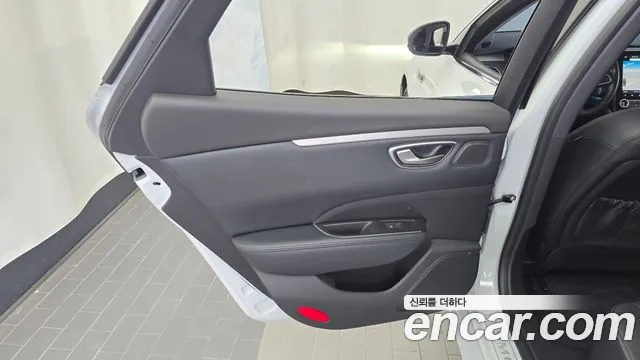 Renault Korea SM6 SM6 (New) — Фото автомобиля 25