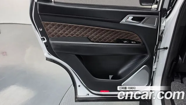 KGM Rexton New — Фото автомобиля 14