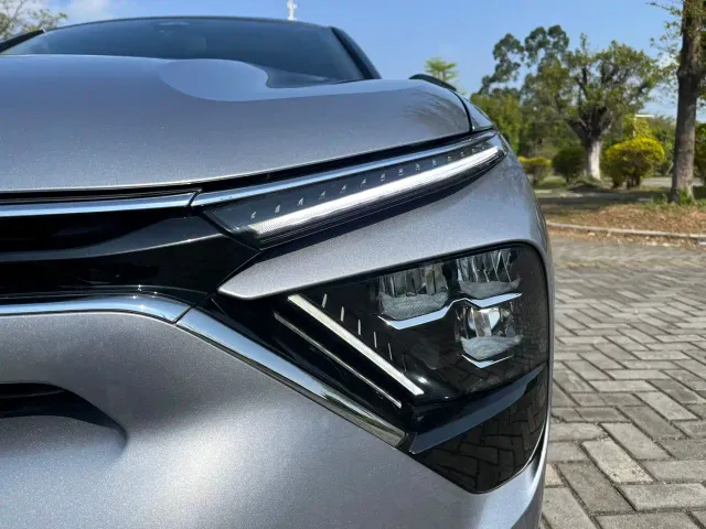 Citroen C5 X — Фото автомобиля 8