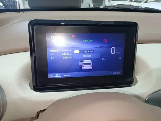 Wuling Hongguang Mini EV — Фото автомобиля 11