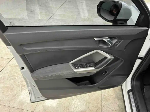 Audi Q3 — Фото автомобиля 15