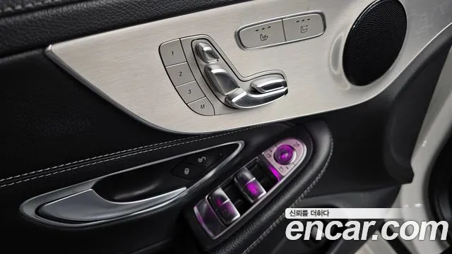 Mercedes-Benz C-Class — Фото автомобиля 16