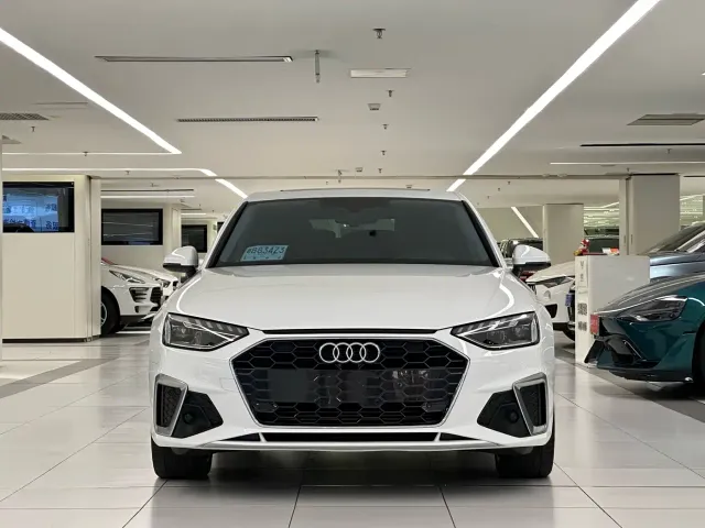 Audi A4L — Фото автомобиля 2