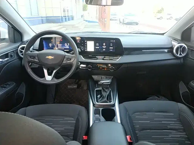 Chevrolet Monza — Фото автомобиля 9