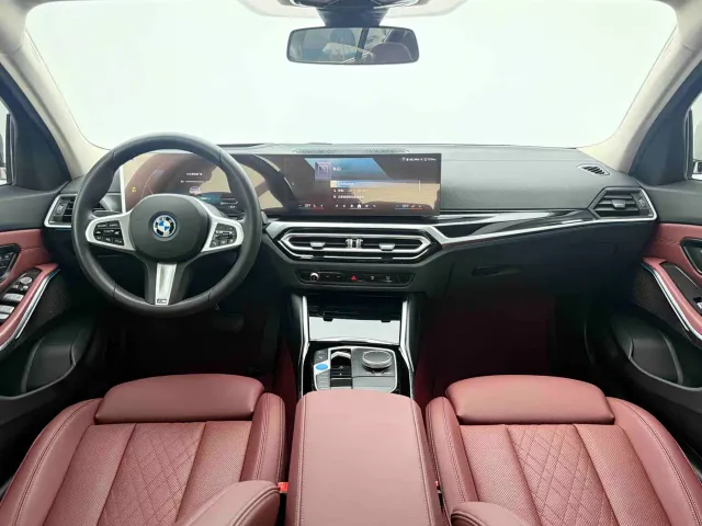 BMW i3 — Фото автомобиля 7