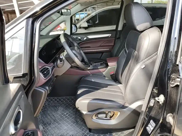GAC Trumpchi M6 — Фото автомобиля 14
