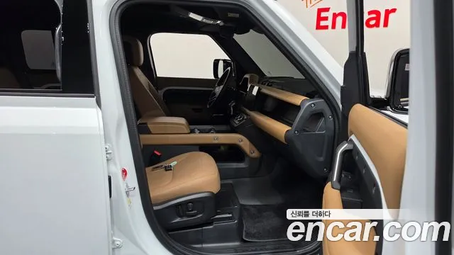 Land Rover Defender L663 — Фото автомобиля 16