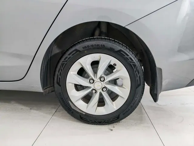 Chevrolet Cavalier — Фото автомобиля 13
