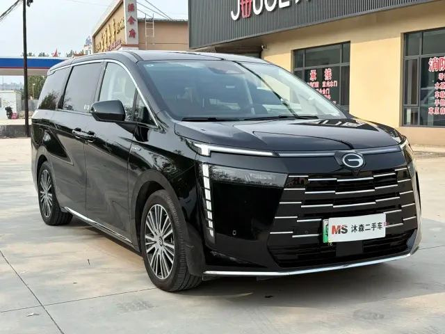 GAC Trumpchi E8 — Фото автомобиля 3