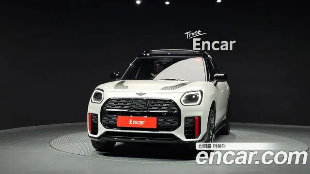 Mini Countryman — Фото автомобиля 3