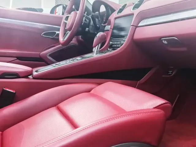 Porsche 718 — Фото автомобиля 7