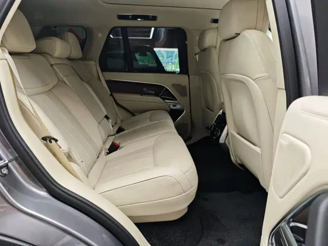 Land Rover Range Rover — Фото автомобиля 12