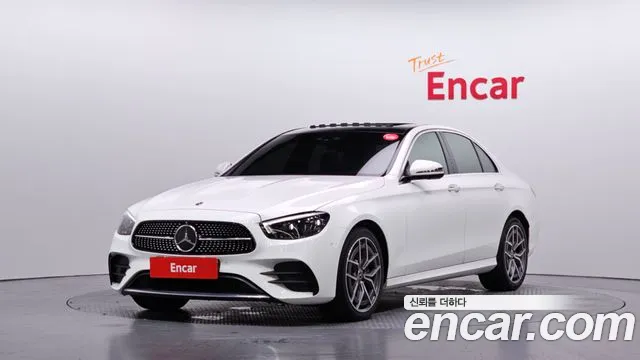 Фотография автомобиля — Mercedes-Benz E-Class