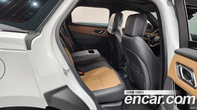 Land Rover Range Rover Velar Range Rover Velar 3.0 P400 Dynamic HSE — Фото автомобиля 12