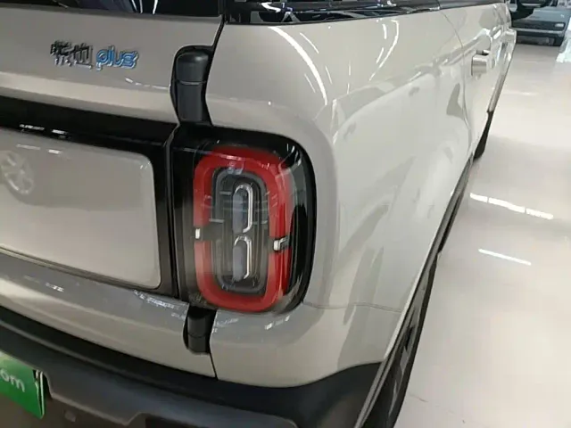 Baojun Yep Plus — Фото автомобиля 7