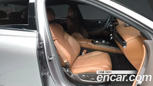 Genesis G80 Бензин 2.5 турбо AWD — Фото автомобиля 11