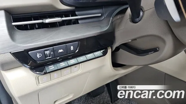 Kia Carnival Generation 4 — Фото автомобиля 19