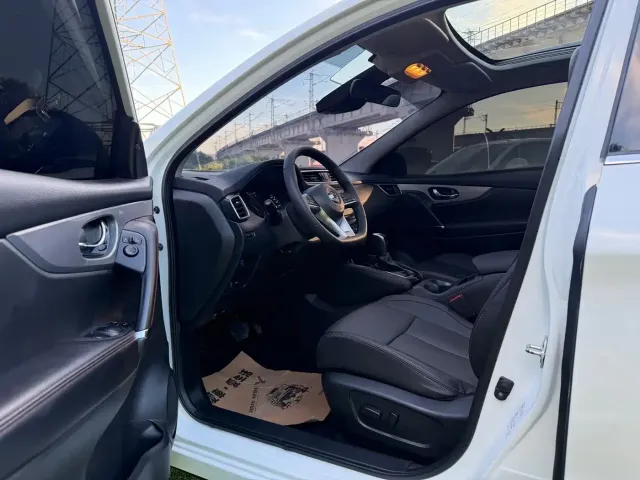 Nissan Qashqai 2022 2.0L CVT XV Prem Luxury Edition — Фото автомобиля 8