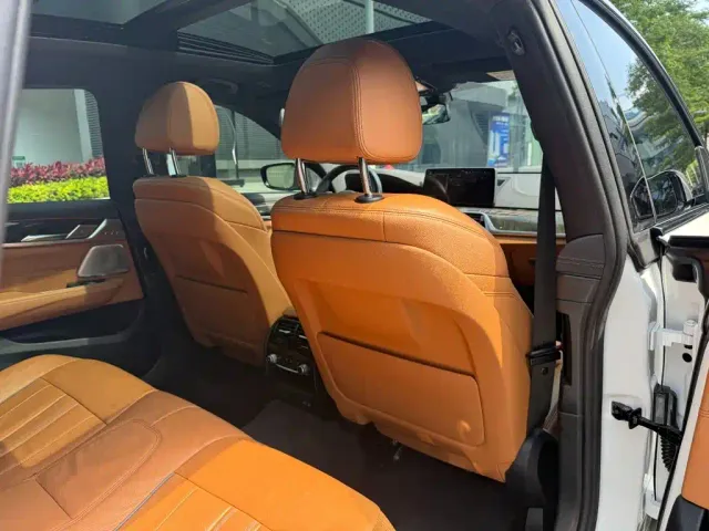 BMW 6 Series Gran Turismo — Фото автомобиля 22