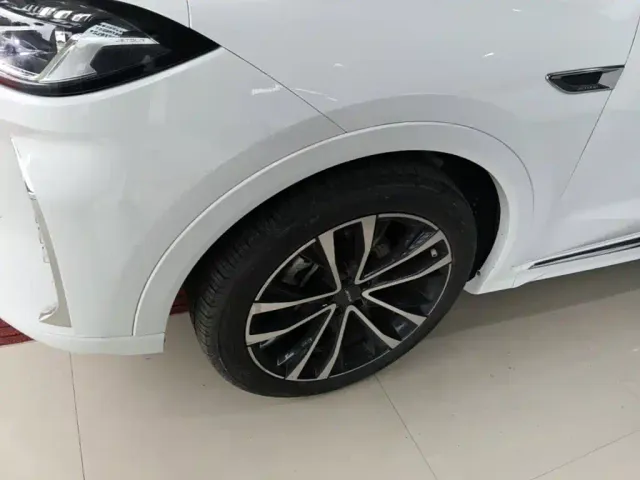 Jetour X70 Plus — Фото автомобиля 22