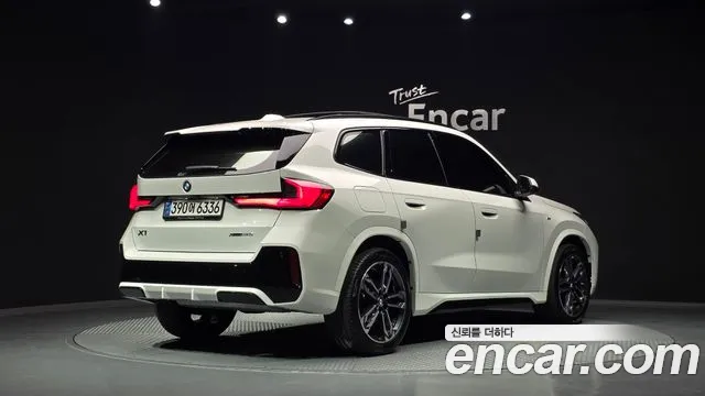 BMW X1 U11 — Фото автомобиля 2