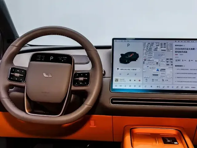 Li Auto Li Auto i6 2025 4WD Base Model — Фото автомобиля 15