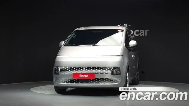 Hyundai Staria — Фото автомобиля 3