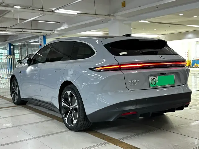 Nio ET5 Touring — Фото автомобиля 6
