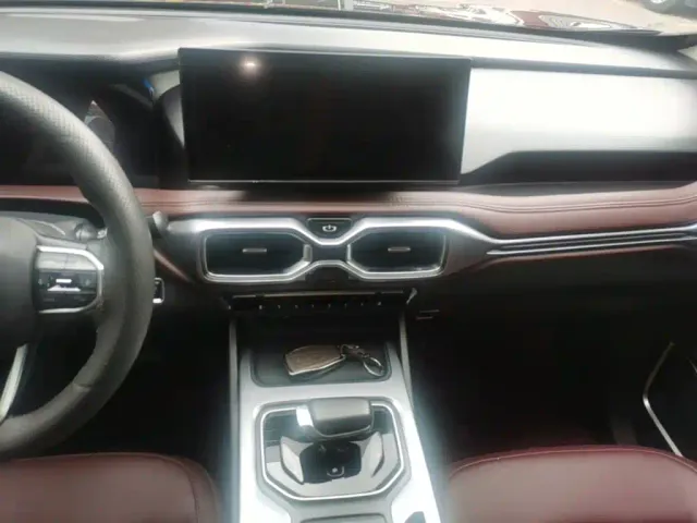 Geely Haoyue — Фото автомобиля 12