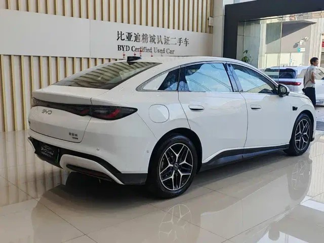 BYD Seal 06 — Фото автомобиля 11
