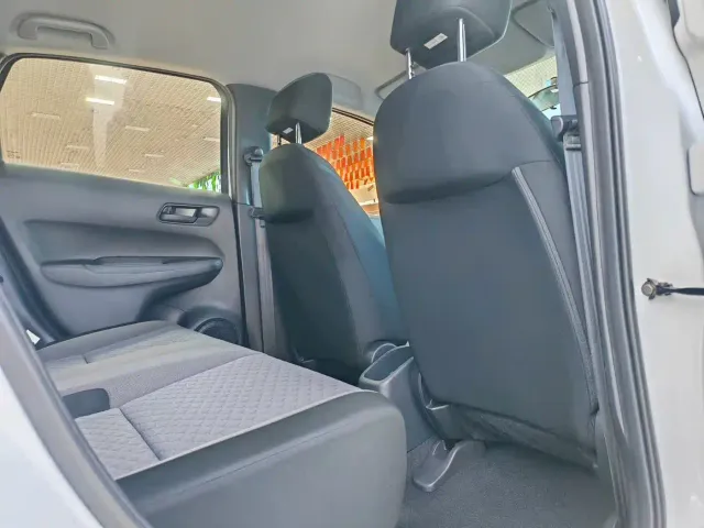 Honda Fit — Фото автомобиля 6