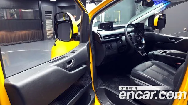 Hyundai Staria Staria L3.5 Школьный автобус — Фото автомобиля 11
