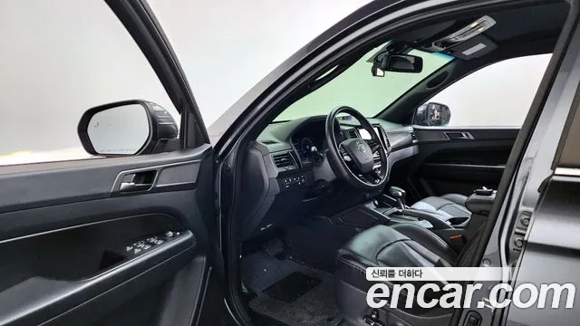 KG_Mobility_Ssangyong Rexton Новый Rexton Sport Khan Дизель 2.2 4WD — Фото автомобиля 10