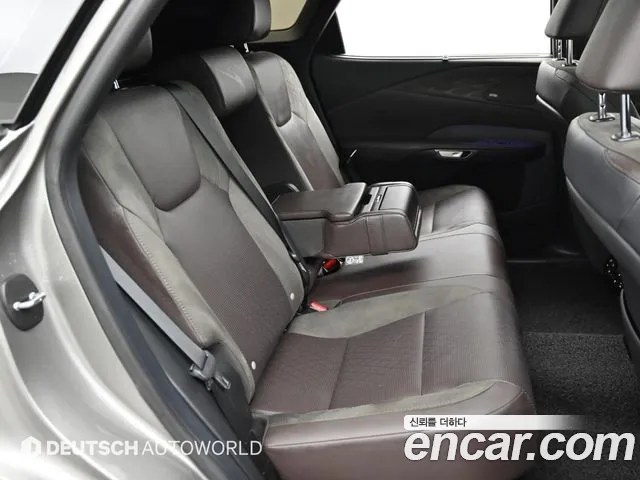 Lexus RX — Фото автомобиля 12