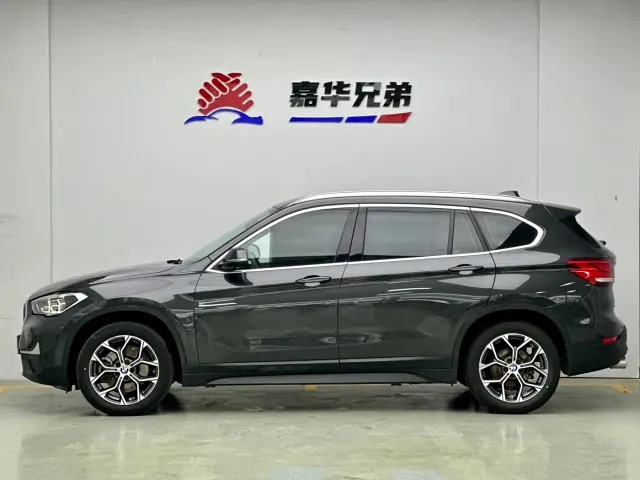 BMW X1 — Фото автомобиля 7