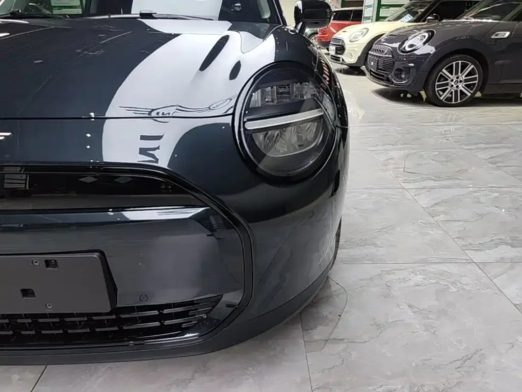 MINI Electric MINI COOPER 2025 Model 456km COOPER E Classic — Фото автомобиля 23