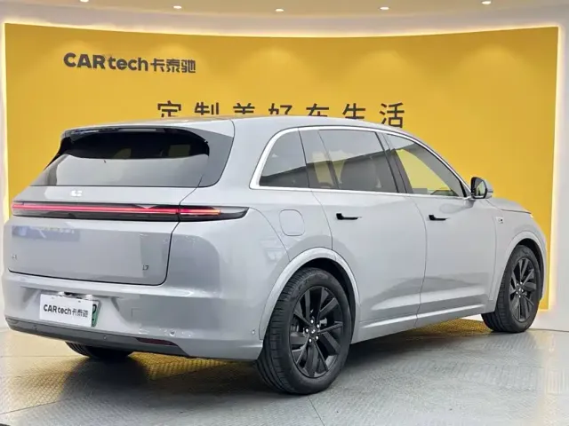 Li Auto L7 — Фото автомобиля 4