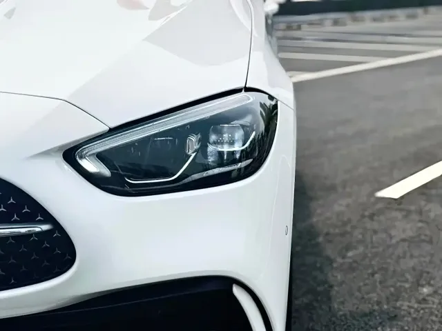 Mercedes-Benz C-Class — Фото автомобиля 2