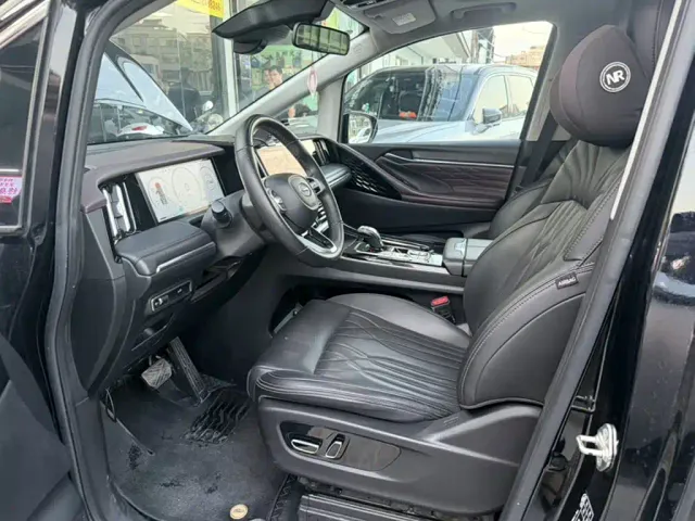 GAC Trumpchi M8 — Фото автомобиля 12