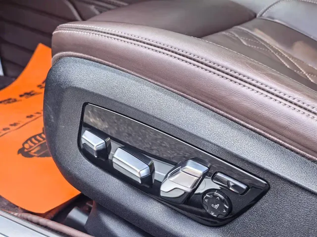 BMW 7 Series — Фото автомобиля 9