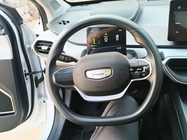 Geely Geometry A — Фото автомобиля 10