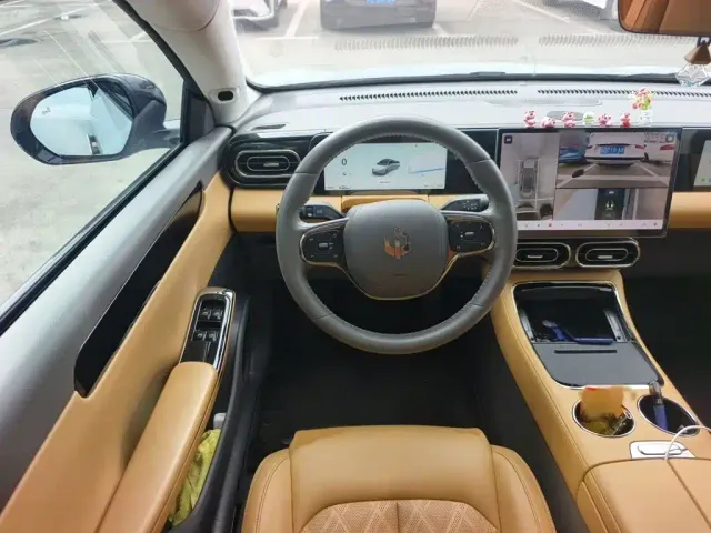 Leapmotor C01 — Фото автомобиля 2